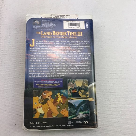 VHS The Land Before Time III Time Of Great Giving Clamshell Animated Movie Dinos - Picture 2 of 5